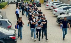 GÜNCELLEME - Eskişehir merkezli fuhuş operasyonunda yakalanan 11 zanlıdan 4'ü tutuklandı