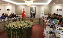 Dervişoğlu, partisinin Başkanlık Divanı ve GİK üyeleriyle bir araya geldi