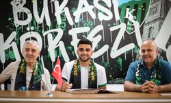 Kocaelispor, savunma oyuncusu Yunus Emre Gedik'i kadrosuna kattı