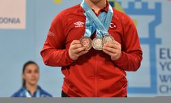 Milli halterci Yağmur Bulut'tan Avrupa Şampiyonası'nda 3 madalya