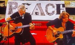 Roger Waters, Filistin’e destek için sahneye çıktı