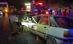 Antalya-Isparta kara yolunda 2 otomobilin çarpıştığı kazada 3 kişi öldü, 10 kişi yaralandı