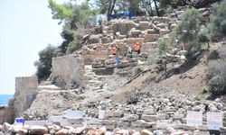 Bakan Ersoy, Phaselis Antik Kenti'nde ziyaretçi yönetim planı oluşturulacağını bildirdi