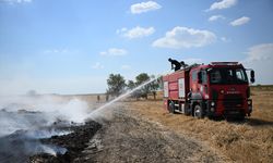 Edirne'de çıkan anız yangını yerleşim yerlerine sıçramadan söndürüldü