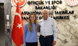 Eski bakan Başesgioğlu, olimpiyatlara katılacak sporcuları ziyaret etti