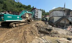 Giresun'da sağanağın ardından hasar giderme çalışmaları sürüyor