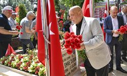 HAK-İŞ Genel Başkanı Arslan, Ankara'daki 15 Temmuz Şehitliği'ni ziyaret etti: