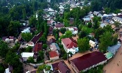 Kırgızistan'ın Celalabad bölgesinde meydana gelen sel hasara yol açtı