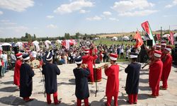 Muş'ta Malazgirt Zaferi'nin 953. yıl dönümü etkinlikleri başladı