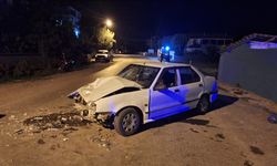 Samsun'da traktöre çarpan otomobildeki 4 kişi yaralandı