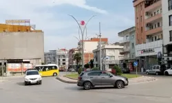 Tehlikeli kavşakta kazalar durmak bilmiyor