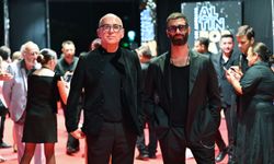 61. Uluslararası Antalya Altın Portakal Film Festivali açılış töreni, kırmızı halı geçişiyle başladı