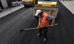 Bursa'nın yeni mahallesinde asfalt sorunu çözülüyor