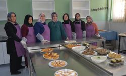 Bitlis'te kooperatif kuran kadınlar, yöresel lezzetleri pazarlıyor