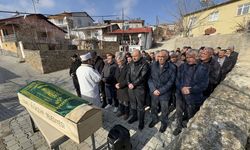 Malatya'da kaybolduktan 12 yıl sonra kemikleri bulunan kişinin cenazesi Elazığ'da defnedildi