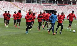 Sivas Valisi Şimşek'ten Sivasspor'a destek çağrısı:
