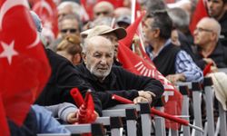 CHP Genel Başkanı Özel, partisinin Mersin mitinginde konuştu: