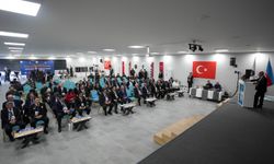 İzmir'de polislikte güncel gelişmeler konulu sempozyum başladı