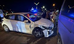 Kocaeli'de, otomobil ile cipin çarpışması sonucu 2 kişi yaralandı