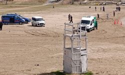 Mersin'de sahilde erkek cesedi bulundu
