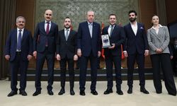 Anadolu Medya Ödülleri'ni Erdoğan verdi