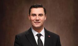 Manisa Büyükşehir Belediye Başkanı Ferdi Zeyrek hayatını kaybetti