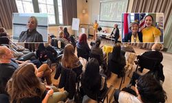 İngiltere Kadın Platformu, Hollanda’da “Monsoon” projesini tanıttı