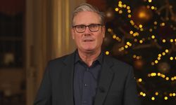 Başbakan Starmer, Noel mesajında "hayat pahalılığıyla mücadele" sözü verdi