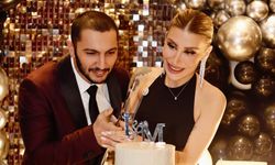 İrem Derici İle Melih Konukçu Nişanlandı