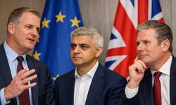 İşçi Partisi Hükümeti 'AB'ye Dönüş' İçin Kapıyı Araladı