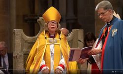 Eski Bir Hemşire Olan Sarah Mullally, İngiliz Kilisesinin Başpiskoposu Oldu