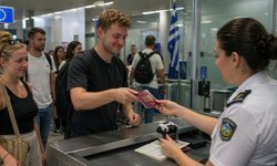 Yunanistan, İngiliz Turistlere AB Sınır Kuralını Uygulamayacak