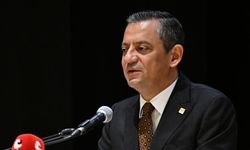 Özgür Özel ve ekibi, CHP Parti Meclisi'nden istifa etti