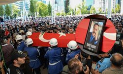 Sevenleri, Kadir İnanır’ı son yolculuğuna uğurladı