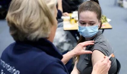 Gece Kulübünden Yayılan Menenjit Şalgını Sürüyor