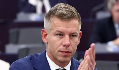 Macaristan’da tarihi sonuç: Magyar zaferini ilan etti