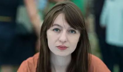 Sally Rooney'nin Kitaplarına İngiltere'de Filistin Desteği Engeli