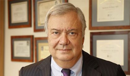 Prof. Dr. Necmettin Pamir’e dünya çapında büyük onur