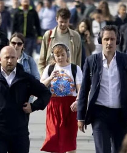 İngiltere'de işsizlik üç ayda zirve yaptı