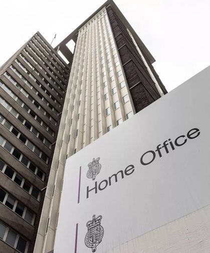 İngiltere’de Göçmene En Büyük Engeli Sol Parti Getiriyor