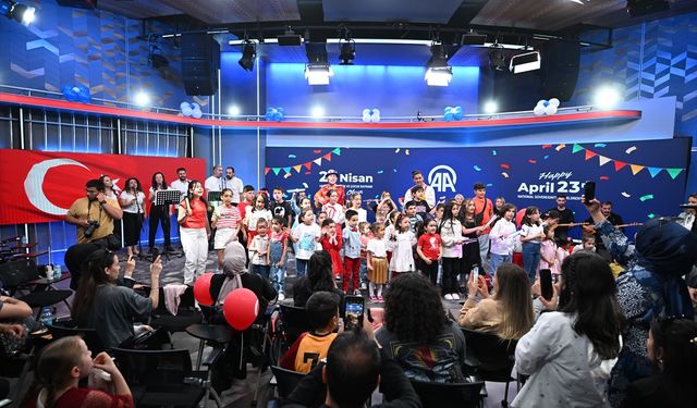 AA İstanbul ve Ankara'da 23 Nisan'ı kutladı