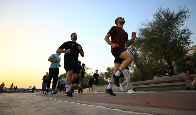 Bağdat'ta "Birlikte Koşuyoruz" temasıyla maraton düzenlendi