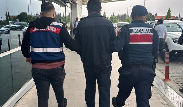 İzmir'de DEAŞ operasyonunda yakalanan 8 şüpheli tutuklandı