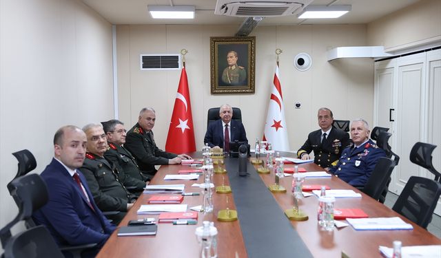 Milli Savunma Bakanı Güler, KKTC'de Boğaz Şehitliğini ziyaret etti