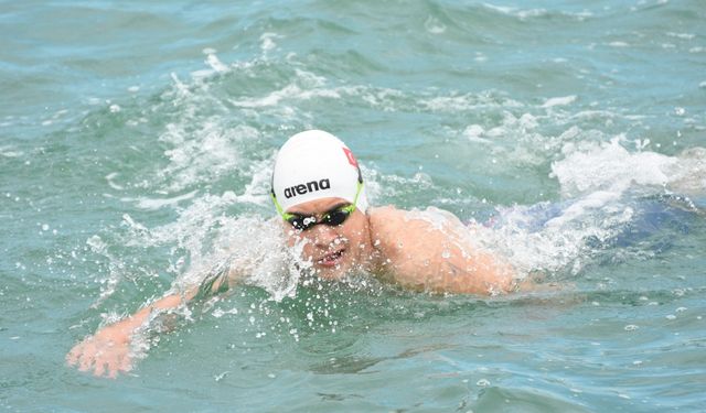 Samsun'da Uluslararası Açık Su Yüzme Yarışı başladı