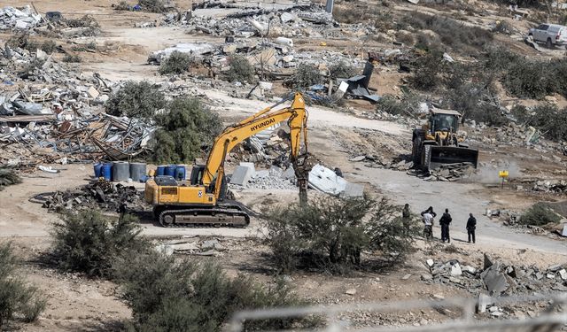 İsrail, yıkım kararı çıkardığı Bedevi köyündeki camiyi yıktı