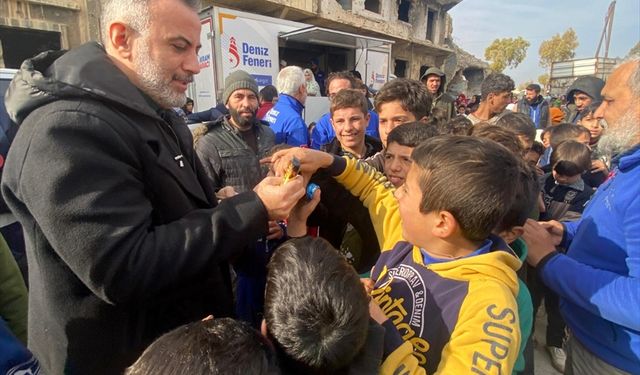 ASKON, üyelerinin desteğiyle toplanan yardım kolilerini Suriye'deki ihtiyaç sahiplerine ulaştırdı