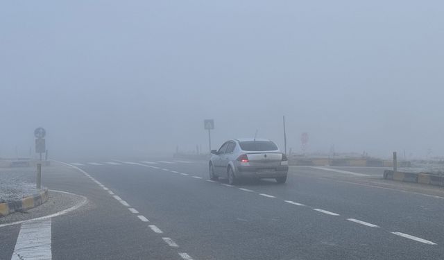 Kastamonu'da sis ulaşımı olumsuz etkiliyor