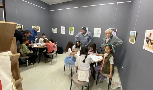 Balıkesir'de "Oktay Ekinci Karikatürlü Ev" açıldı