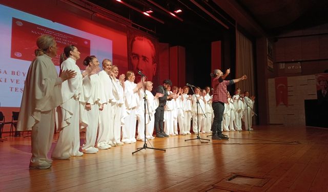 Nazım Hikmet'in "Kuvayi Milliye Destanı" oyunu Bursa'da sahnelendi